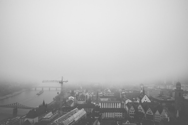 Frankfurt – Nebel – Kunst